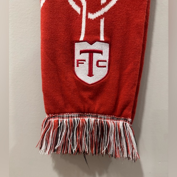 Toronto FC TFC Scarf - Picture 3 of 8
